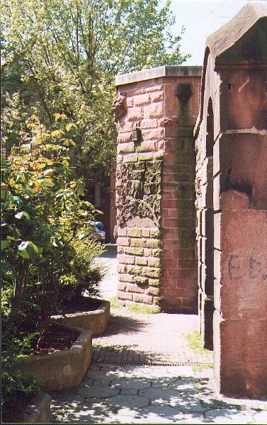 02.jpg